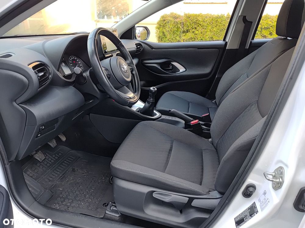 Toyota Yaris 1.0 Comfort - 11