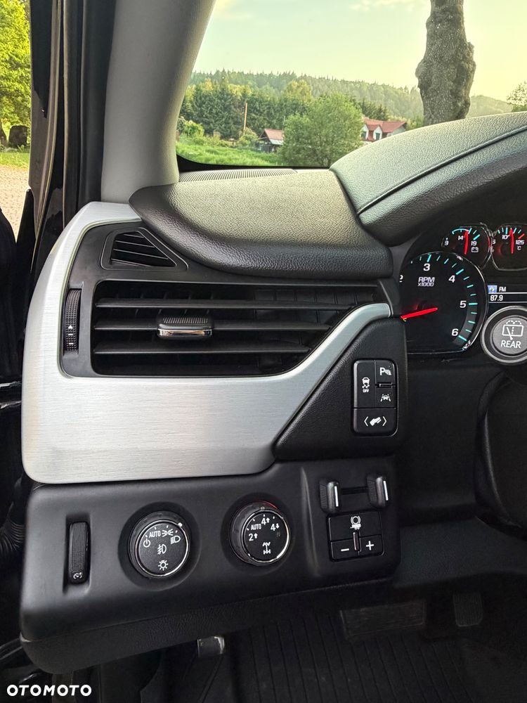 GMC Yukon - 32