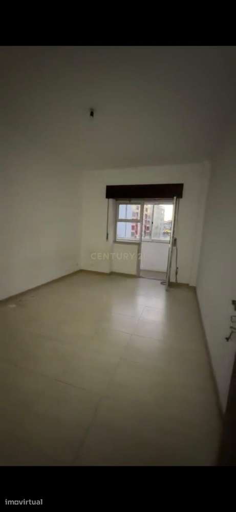 Apartamento T3 em Agualva-Cacém | 87 m², varanda corrida fechada e arr - Grande imagem: 4/4