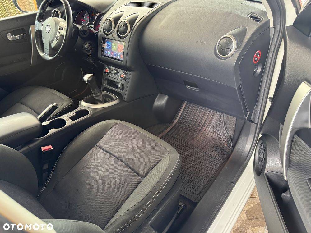 Nissan Qashqai 1.6 acenta - 19