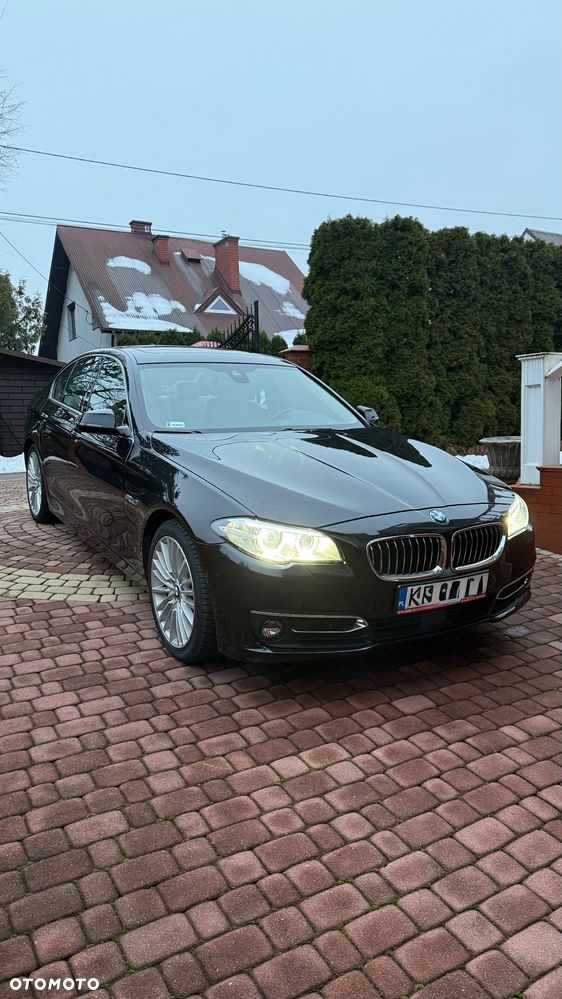 BMW Seria 5 525d xDrive Luxury Line - 15