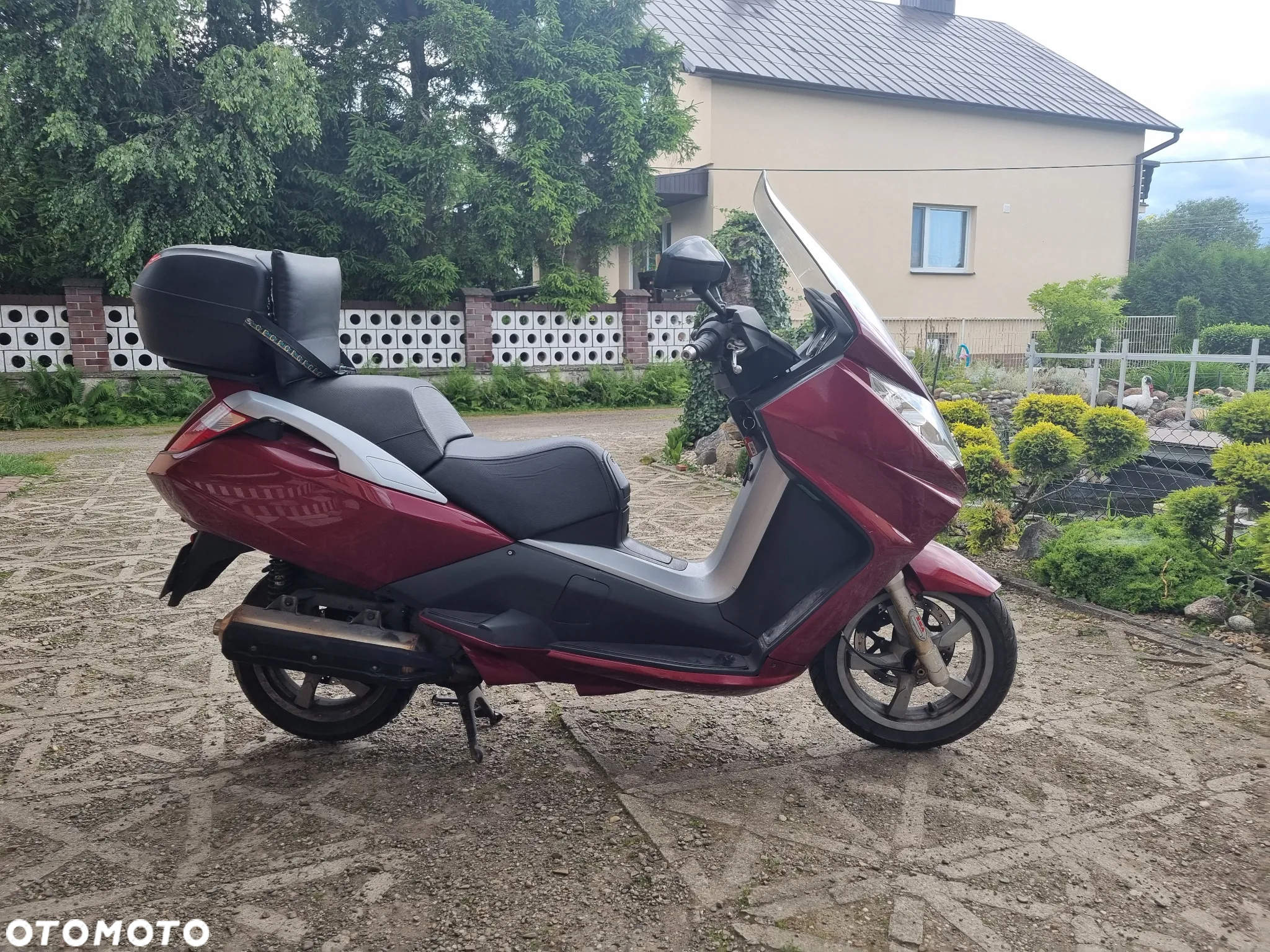 Peugeot Satelis - 8