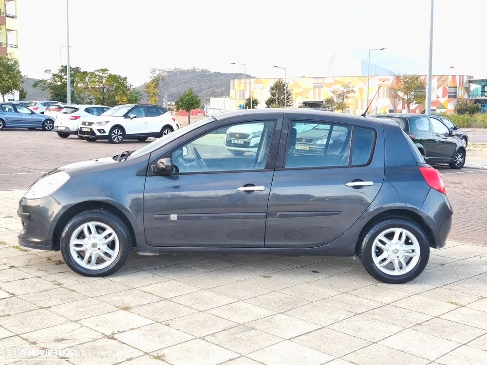 Renault Clio 1.2 16V Dynamique - 8