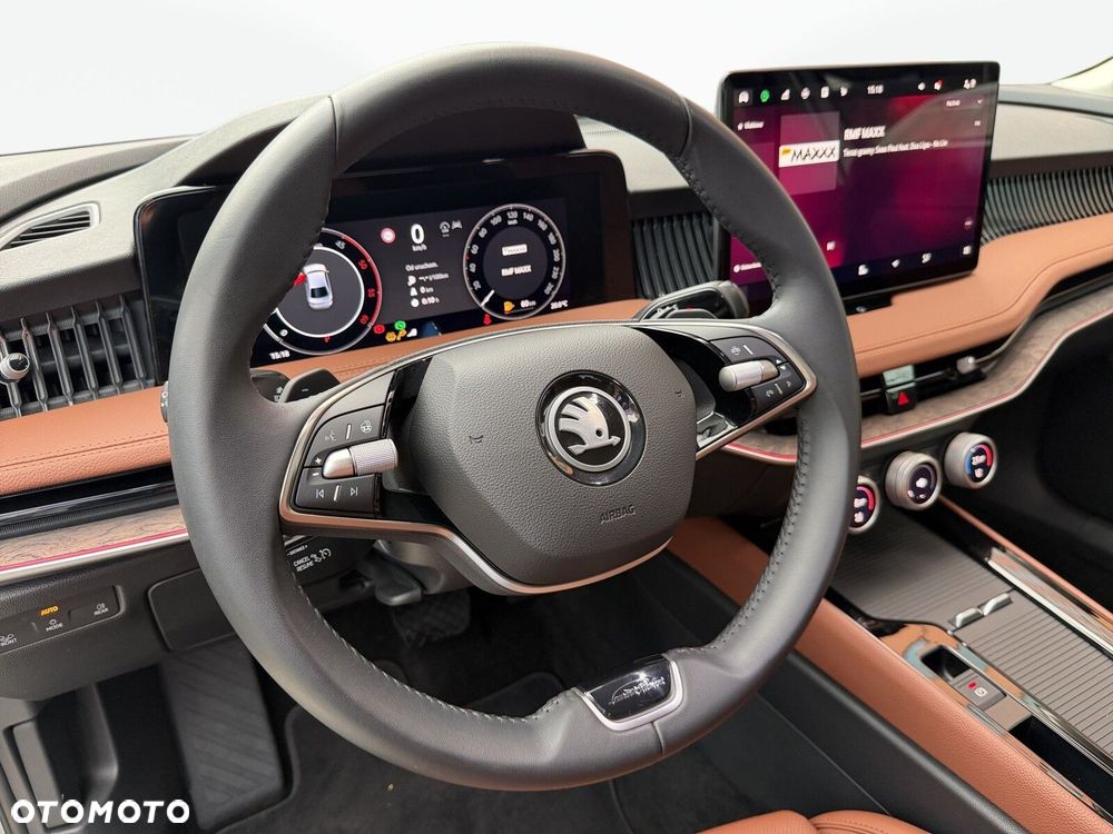 Skoda Superb 2.0 TDI SCR 4x4 L&K DSG - 12