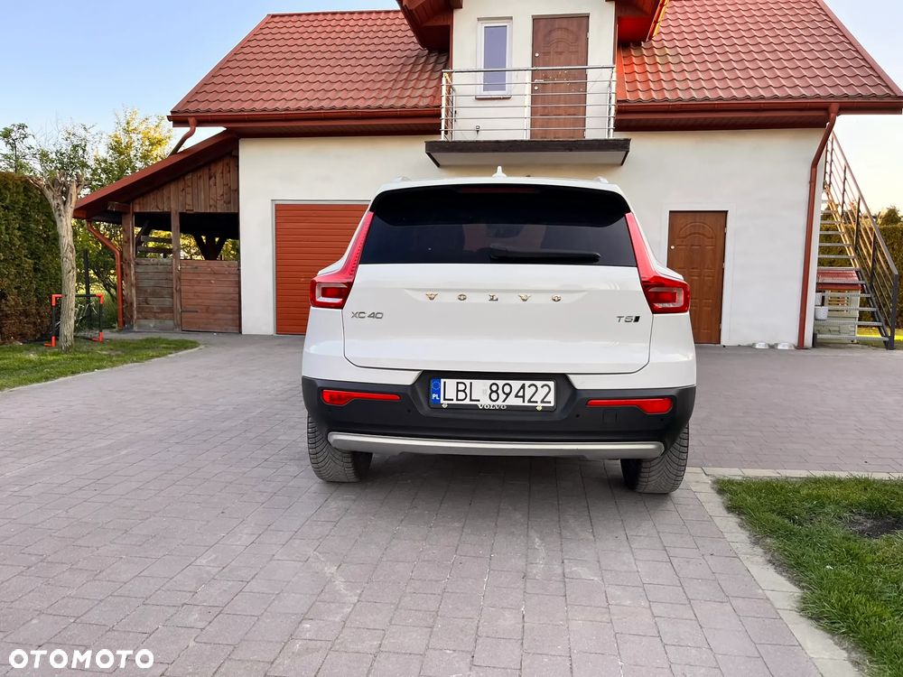 Volvo XC 40 T5 AWD Momentum - 17
