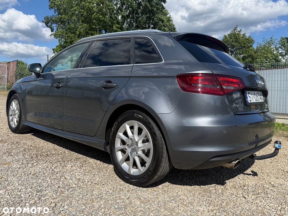 Audi A3 Sportback - 12
