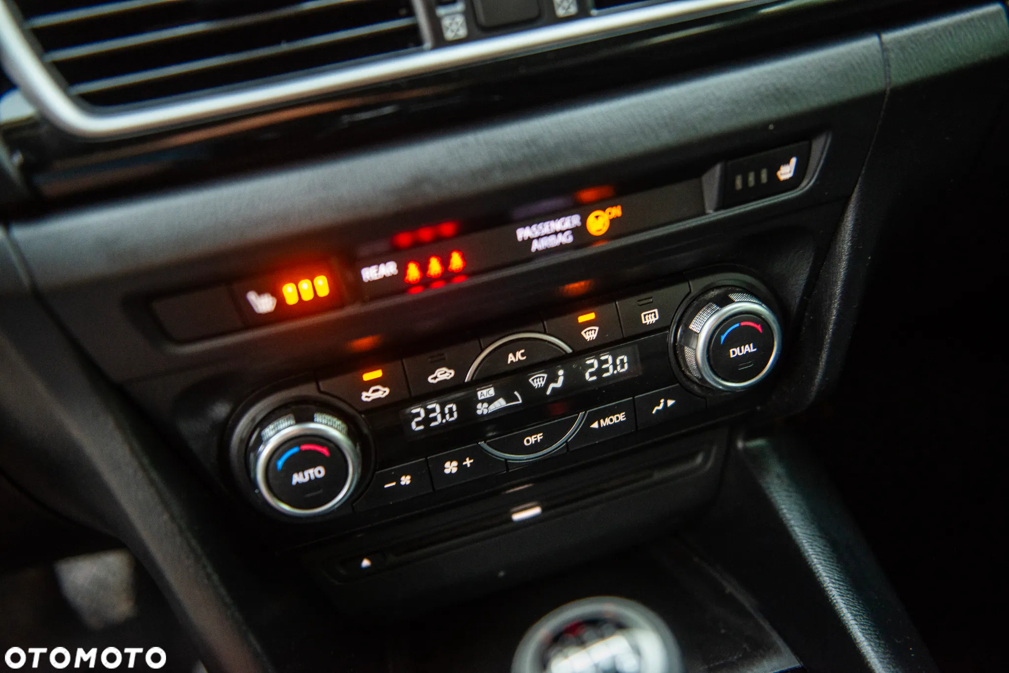 Mazda 3 SKYACTIV-G 120 Exclusive-Line - 35