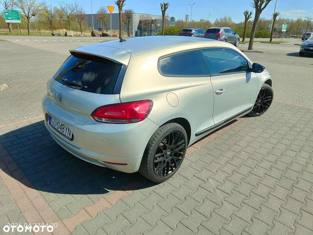 Volkswagen Scirocco 2.0 TDI - 4