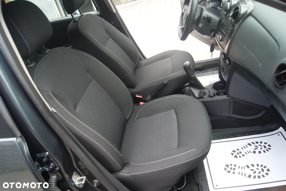 Dacia Logan 1.2 16V Laureate - 21