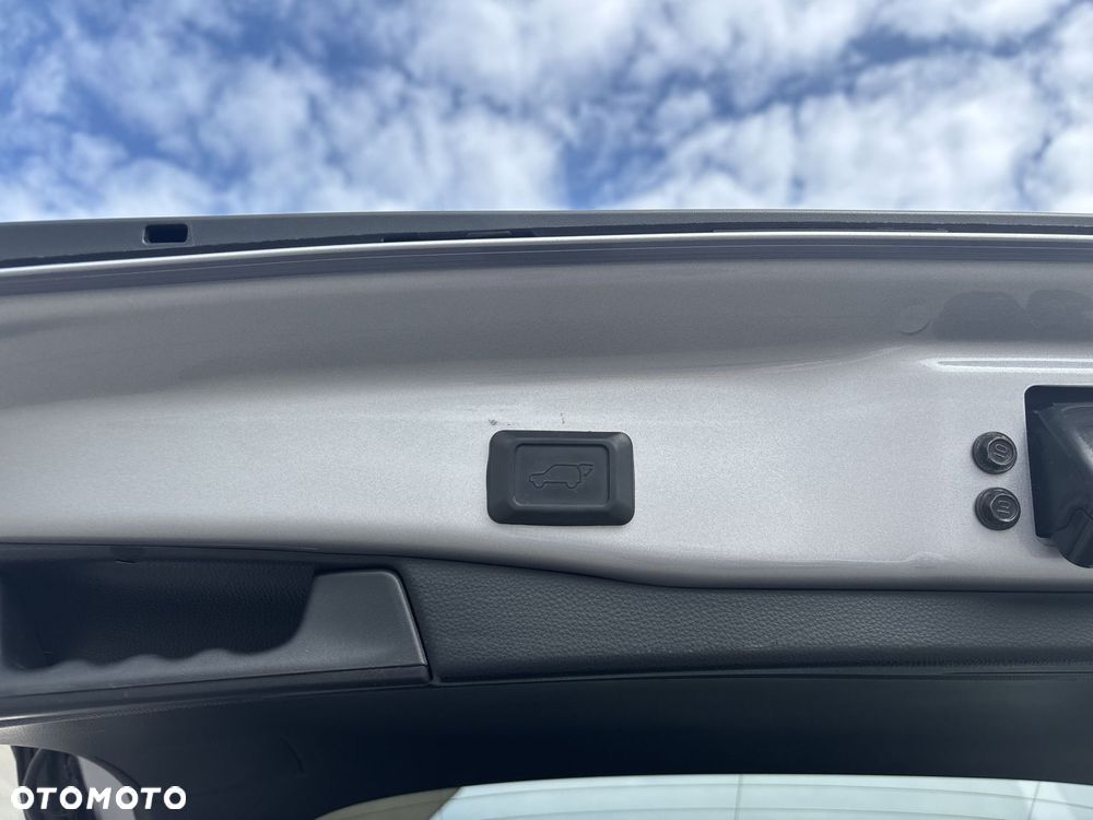 Toyota RAV4 2.5 Hybrid Executive 4x2 - 16