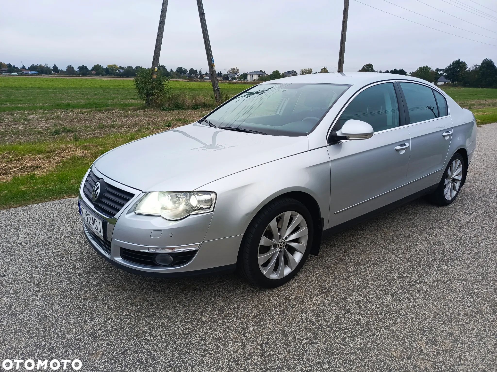 Volkswagen Passat 1.8 TSI Comfortline - 1