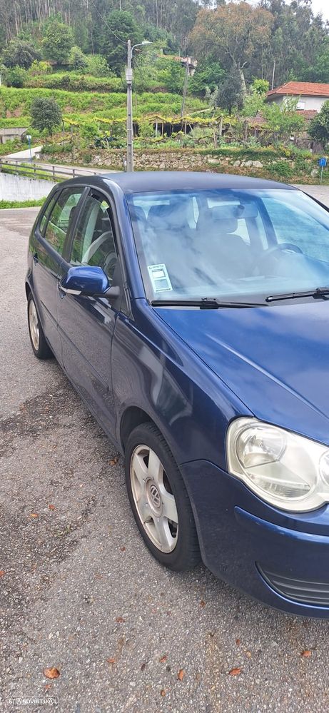VW Polo 1.4 TDi Confortline - 4