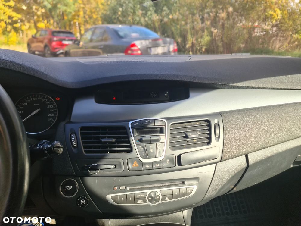 Renault Laguna - 11