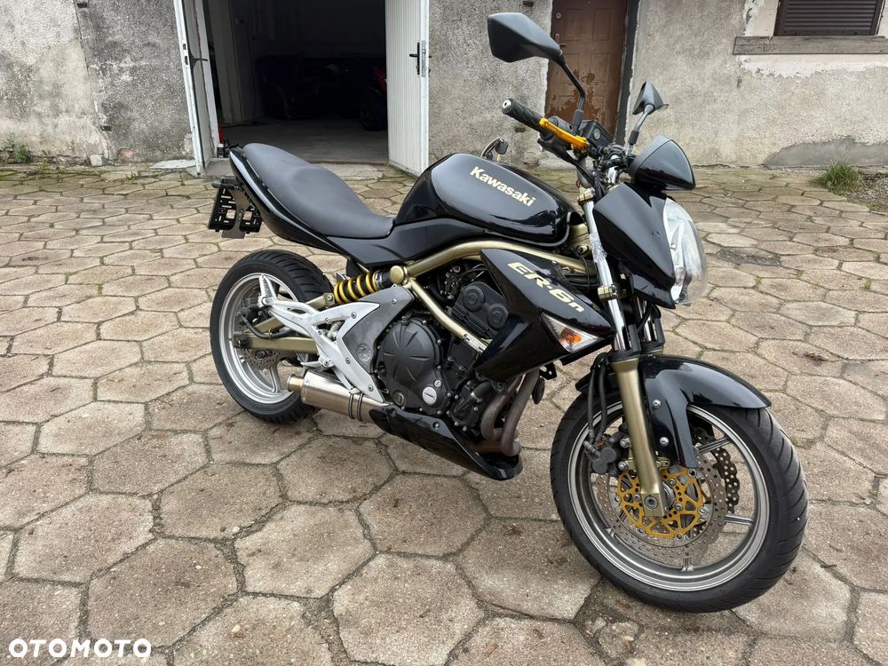 Kawasaki ER - 1