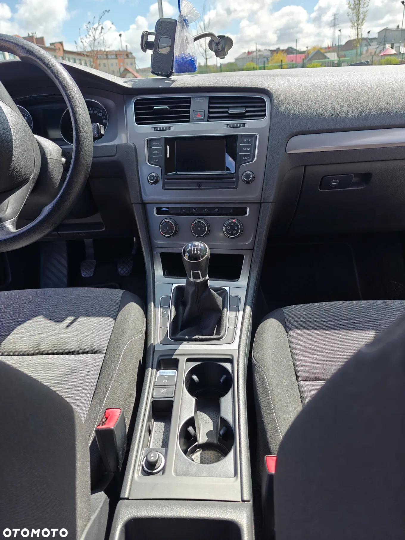 Volkswagen Golf - 20
