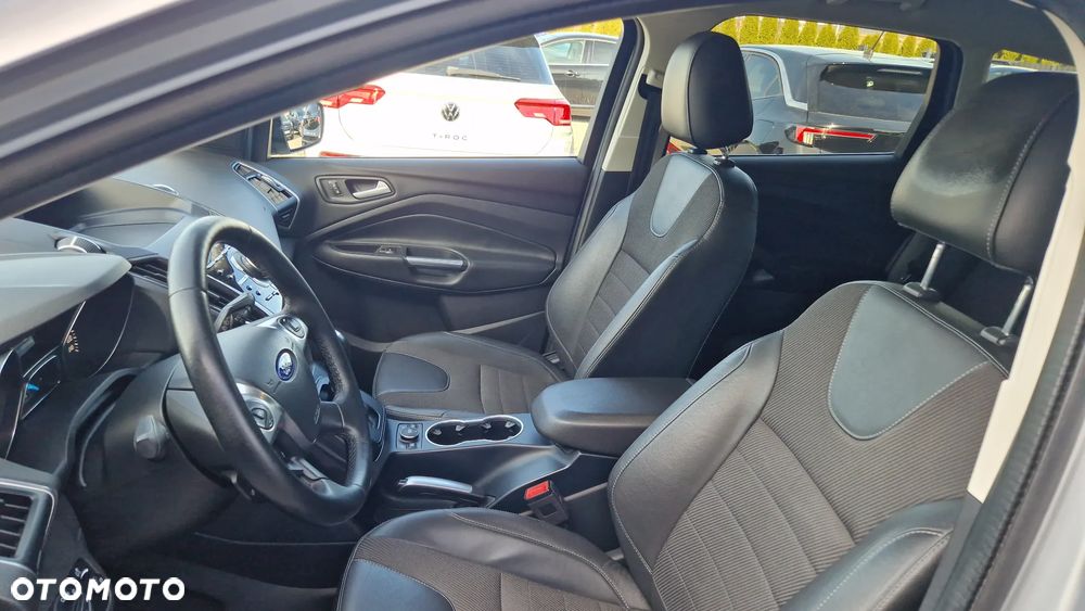 Ford Kuga 1.5 EcoBoost 4x4 Titanium - 16