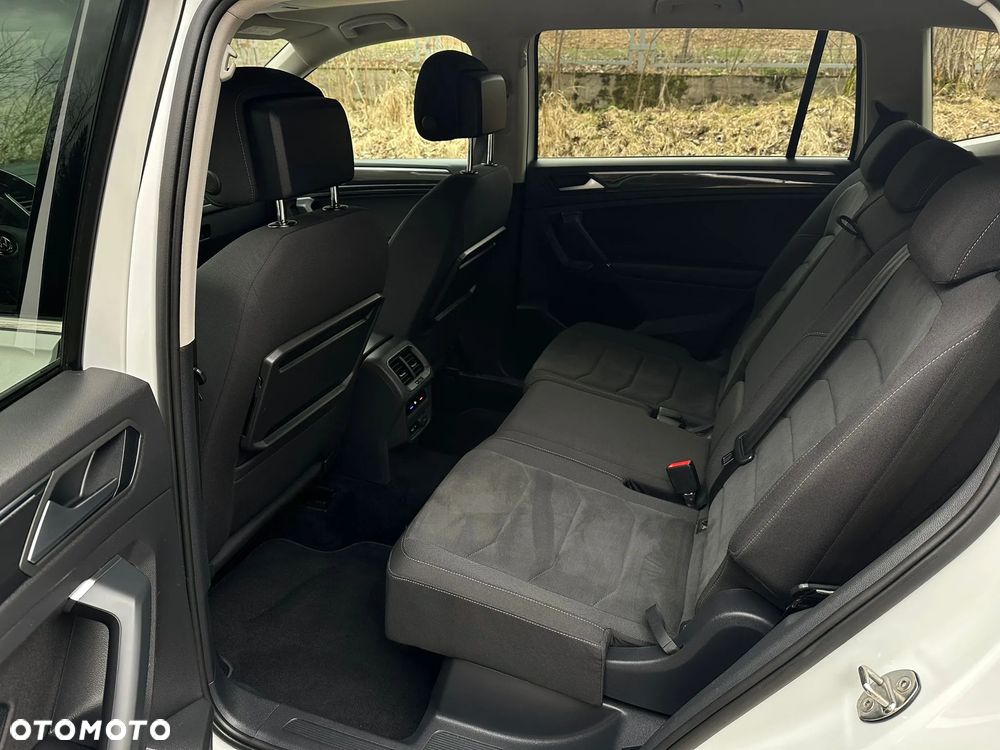 Volkswagen Tiguan Allspace 2.0 TDI SCR 4Motion DSG Highline - 20