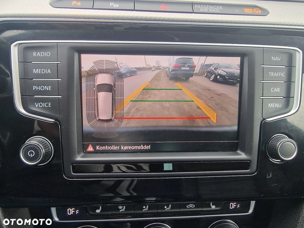 Volkswagen Passat Variant 1.4 TSI ACT (BMT) DSG Highline - 14