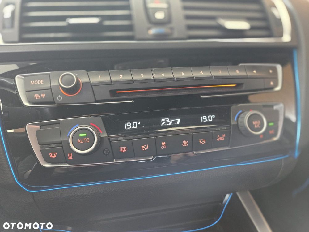 BMW Seria 1 118i M Sport - 22