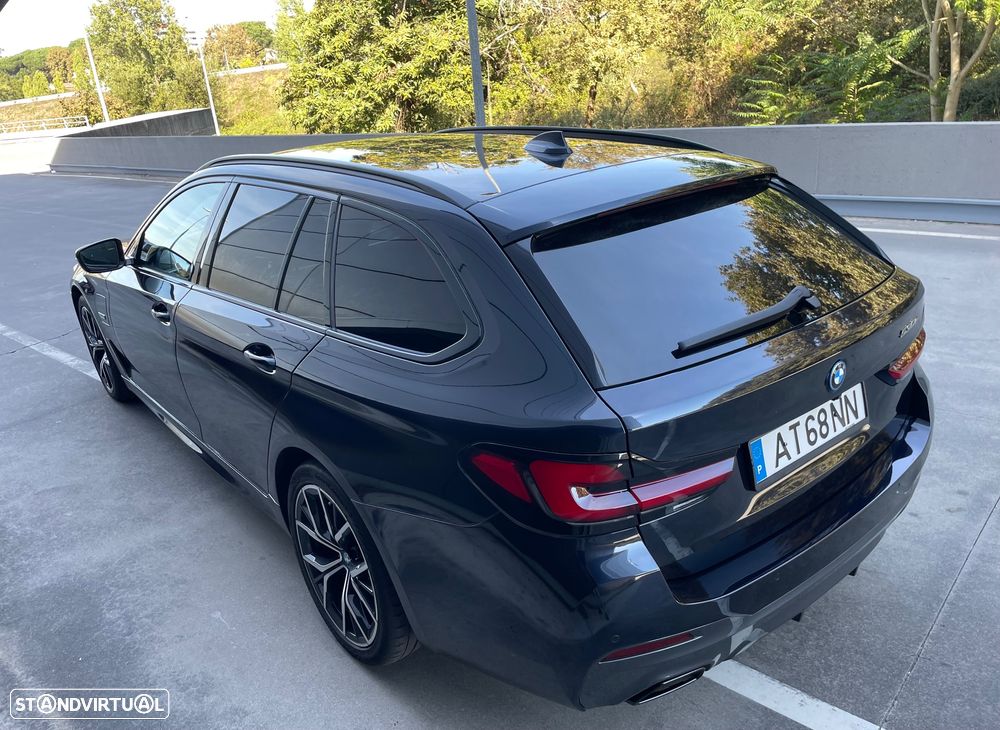 BMW 530 e Pack 50 anos M - 17