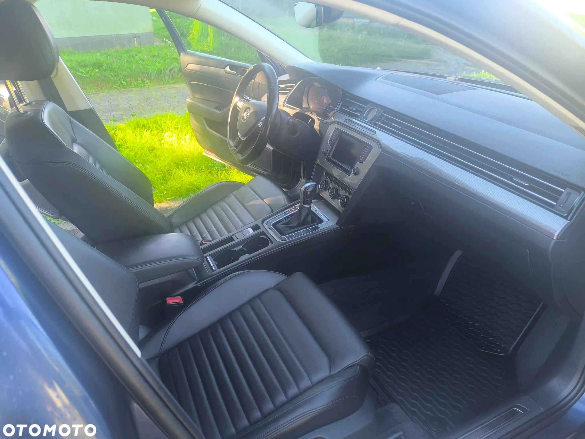 Volkswagen Passat - 15