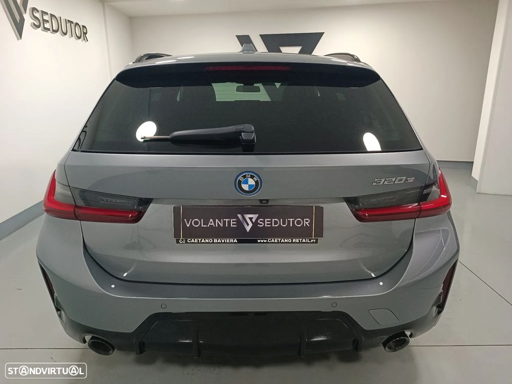 BMW 320 e Pack Desportivo M Auto - 10