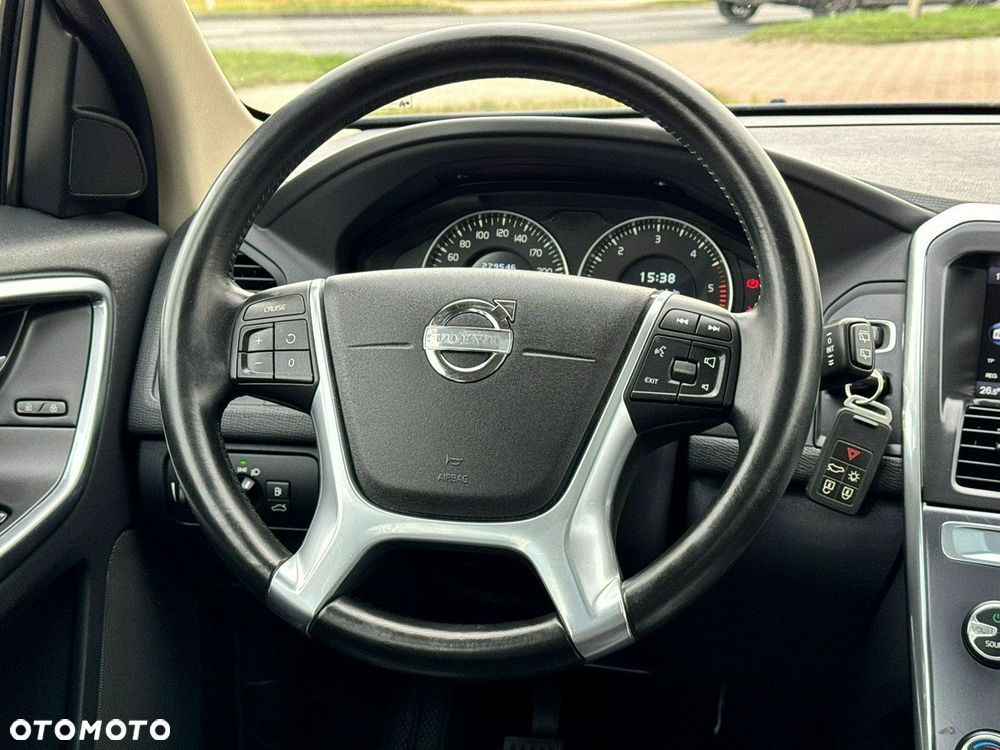 Volvo XC 60 D4 Ocean Race - 22