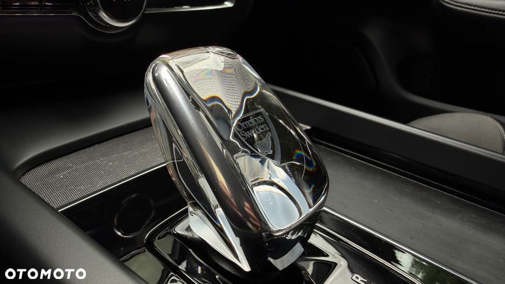 Volvo XC 60 B4 D Ultimate Dark - 31