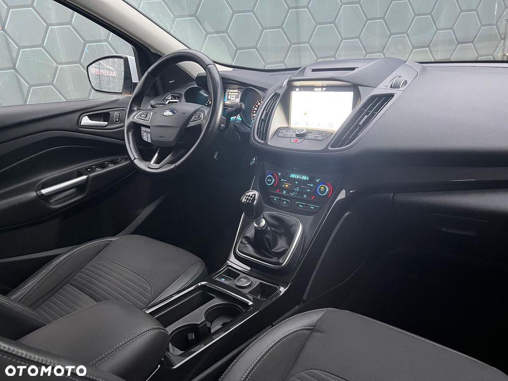 Ford Kuga 2.0 TDCi 4x4 Titanium - 18