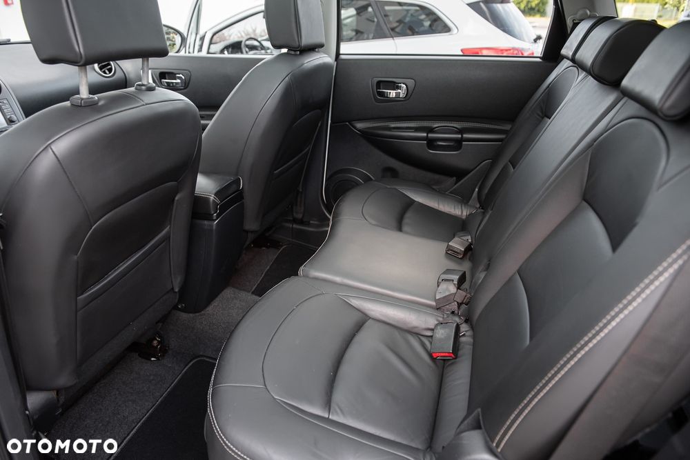 Nissan Qashqai+2 - 26