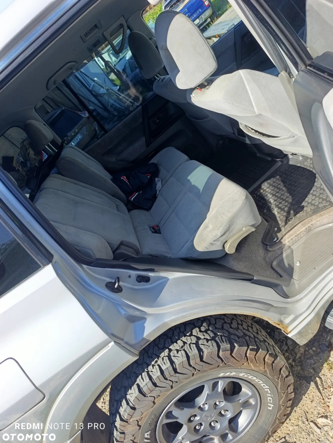 Mitsubishi Pajero - 14