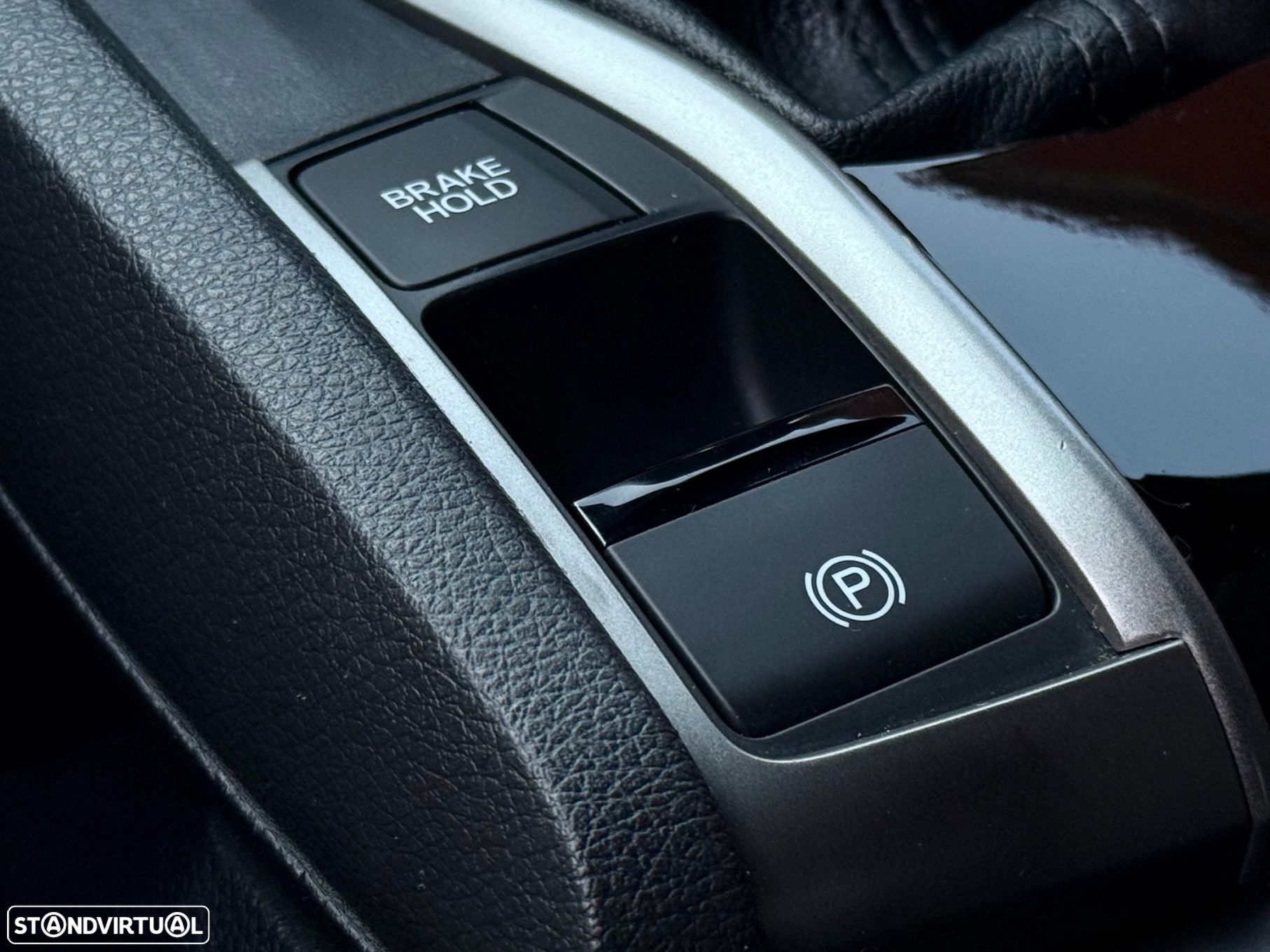Honda Civic 1.0 i-VTEC Executive Premium - 17
