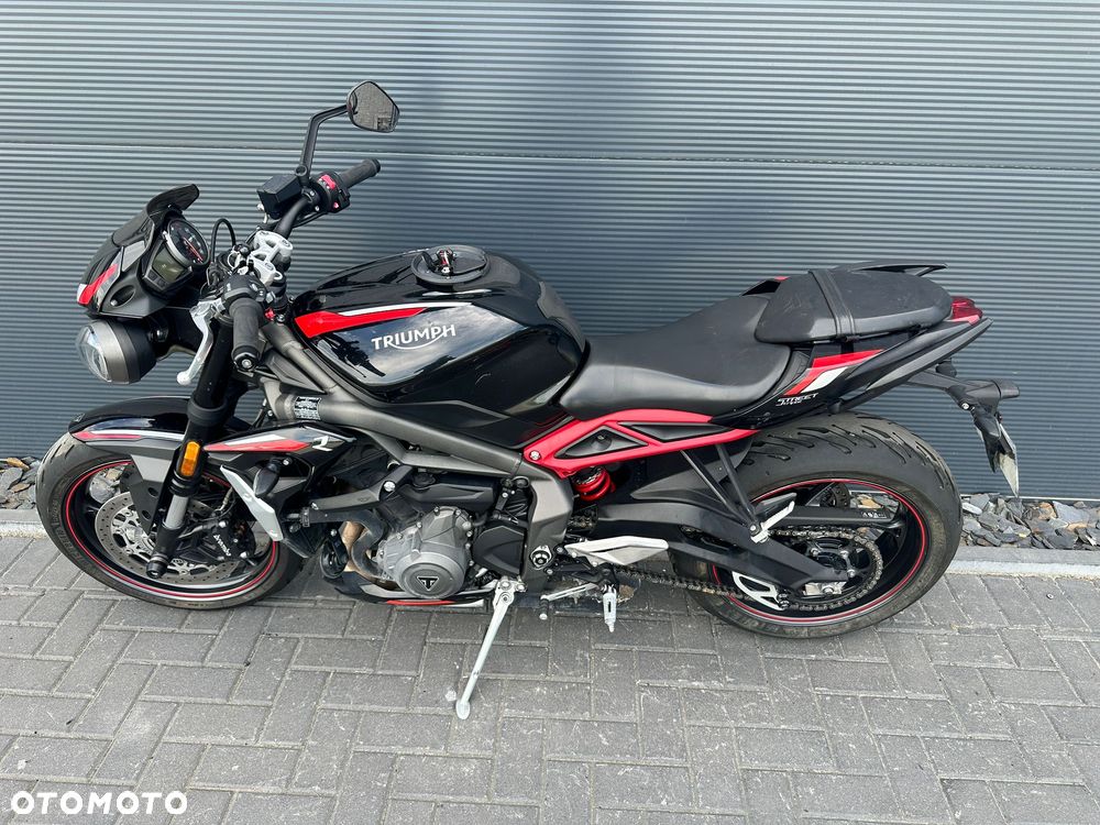 Triumph Street Triple - 5