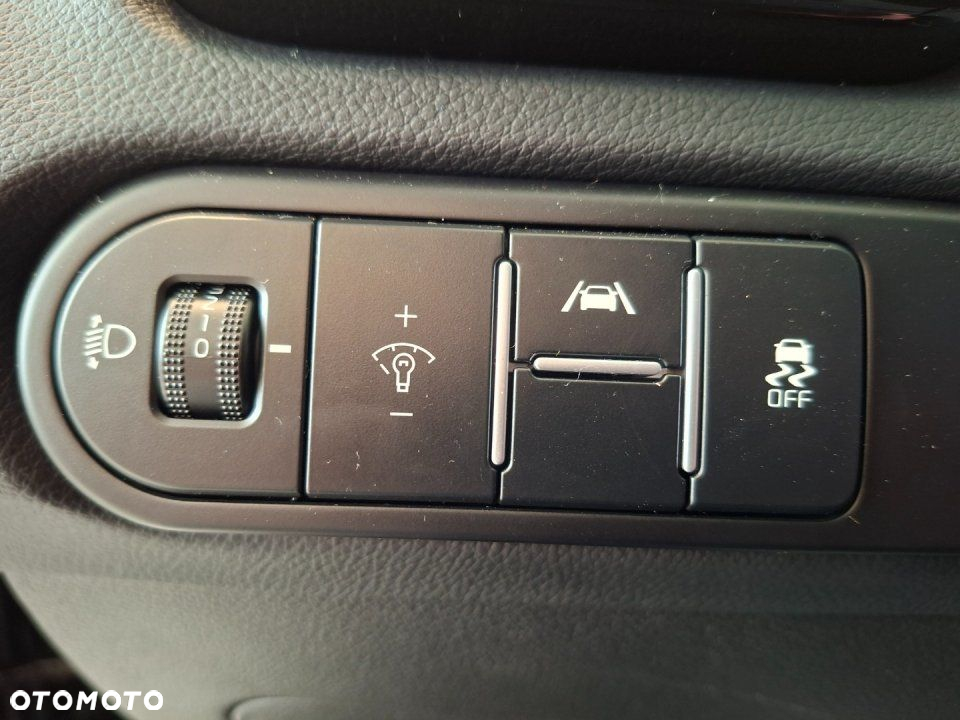 Kia XCeed - 27
