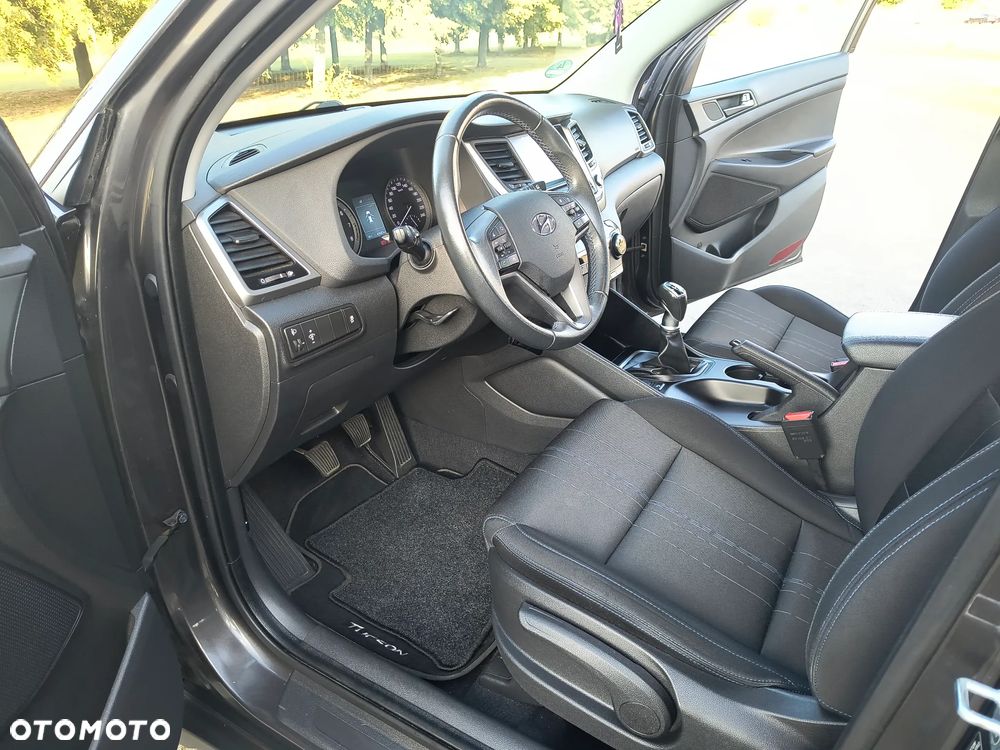 Hyundai Tucson 1.6 GDI BlueDrive Comfort 2WD - 20