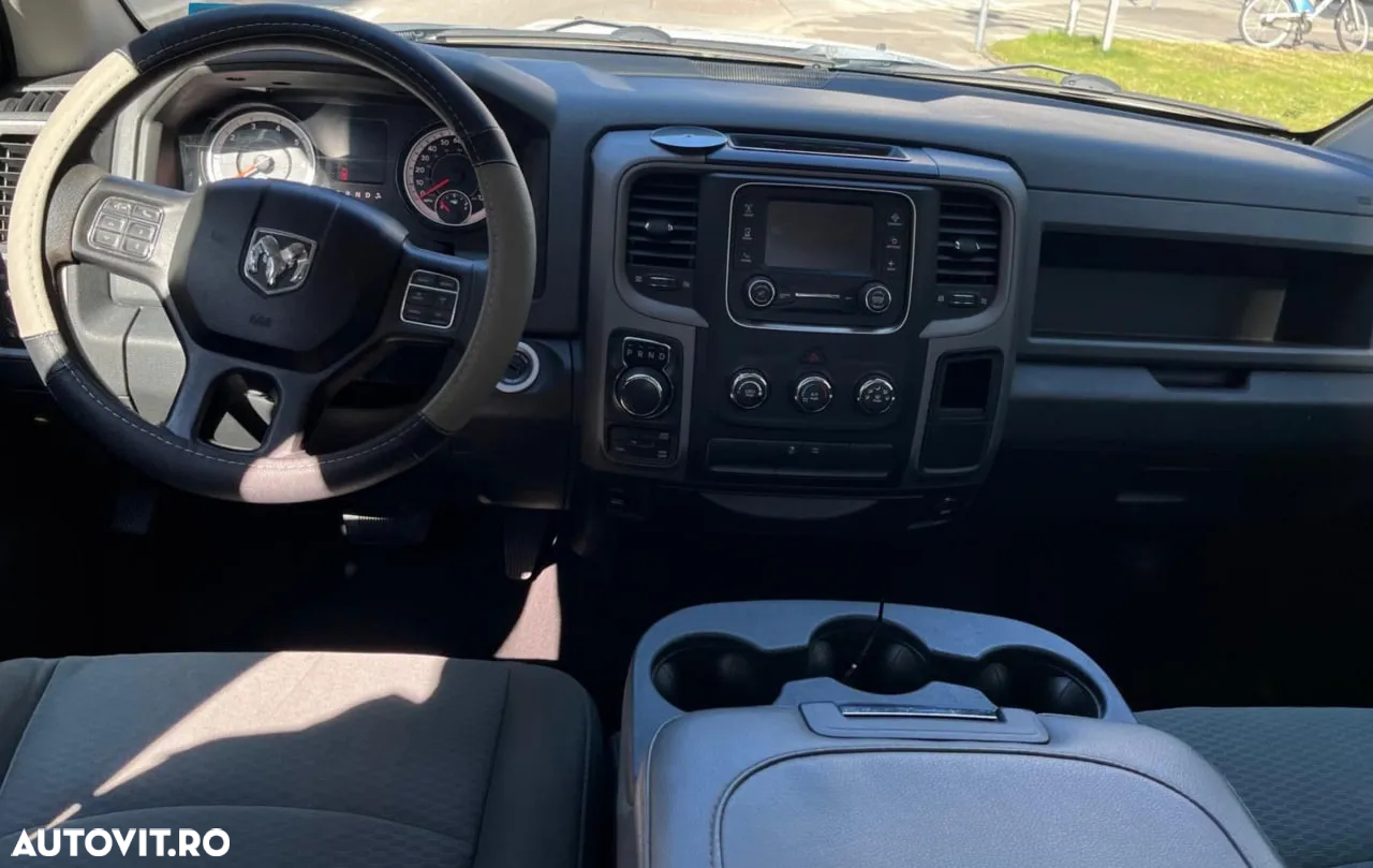 Dodge RAM - 12