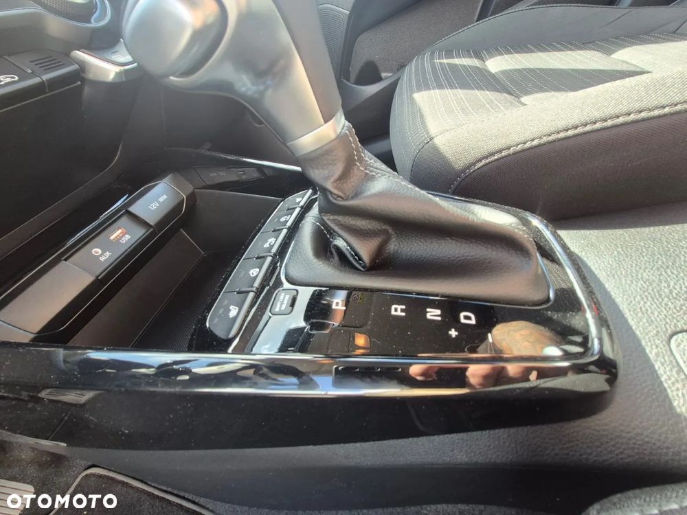 Kia Stonic - 25