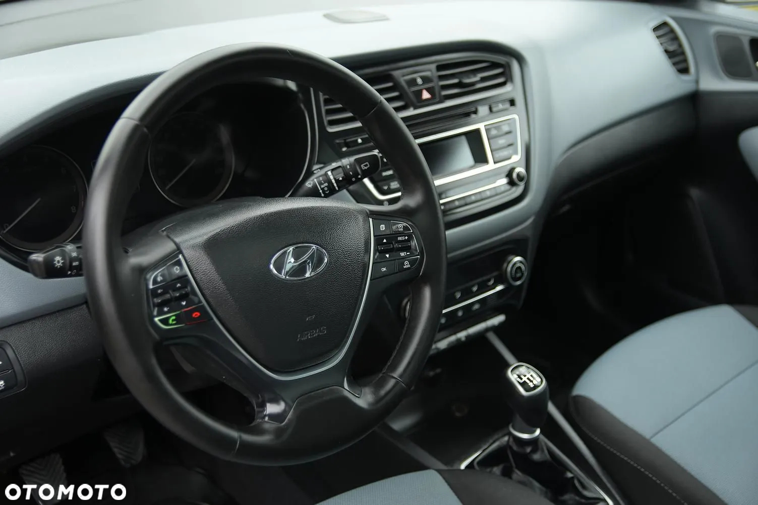 Hyundai i20 1.4 Trend - 17