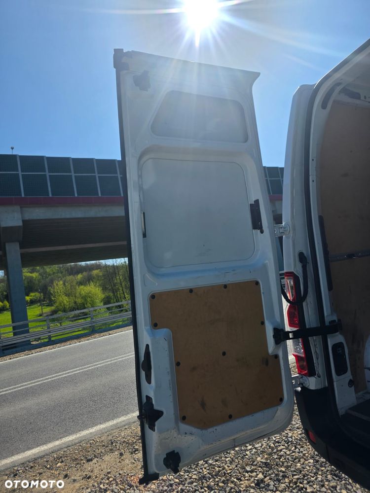 Renault Master - 13
