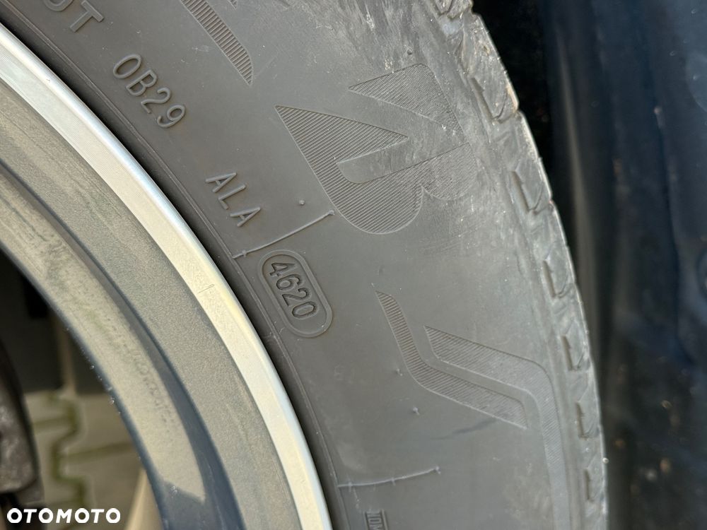 BMW X7 xDrive40i - 27