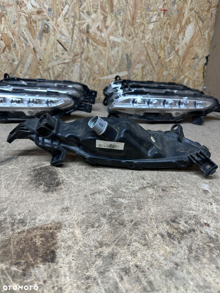 HYUNDAI TUCSON III HALOGEN DRL LEWY 92207-D7000 - 4