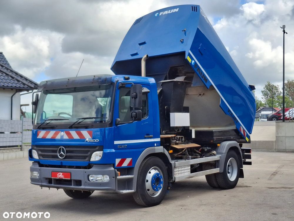 Mercedes-Benz Atego 1523 Zamiatarka FAUN Zamiatarka Uliczna Kamera Cofania Oświetlenie Ostrzegawcze Regulowane Zawieszenie - 24