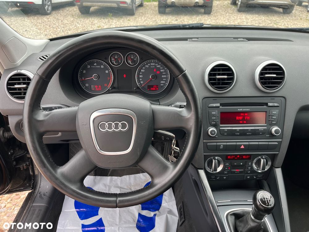 Audi A3 Sportback 1.6 Attraction - 10