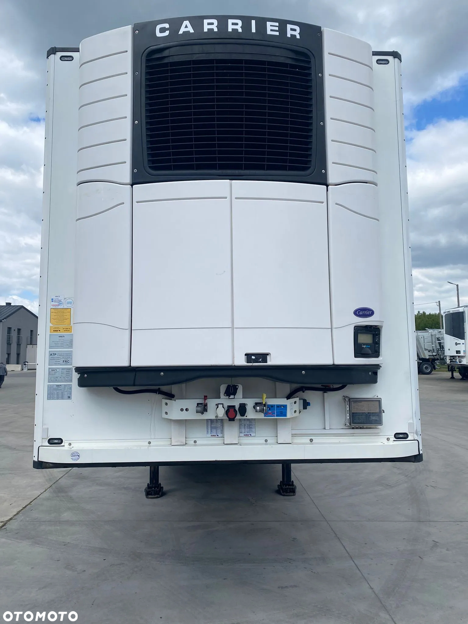 Schmitz Cargobull Chłodnia 2018r. Multitemperatura + Doppelstock - podwójny załadunek z Carrier Vector 1850 MT - 2