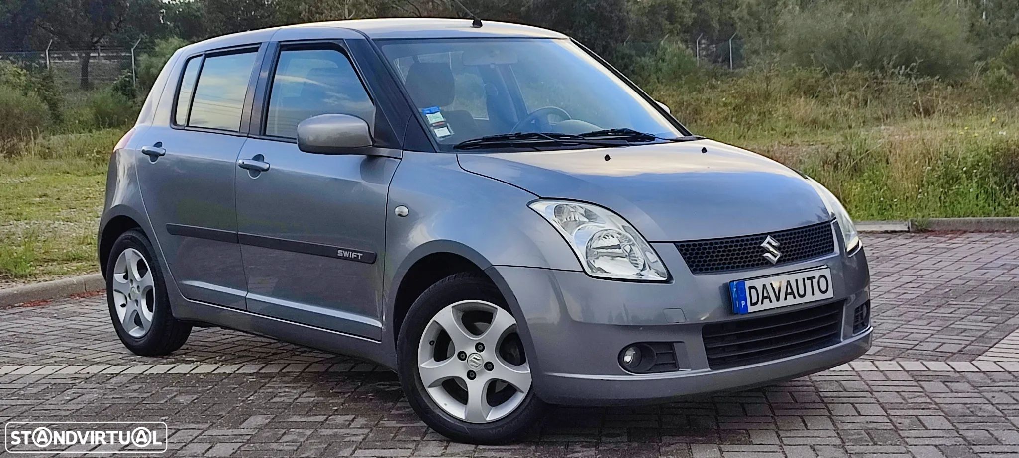 Suzuki Swift 1.3 16V GLX - 1