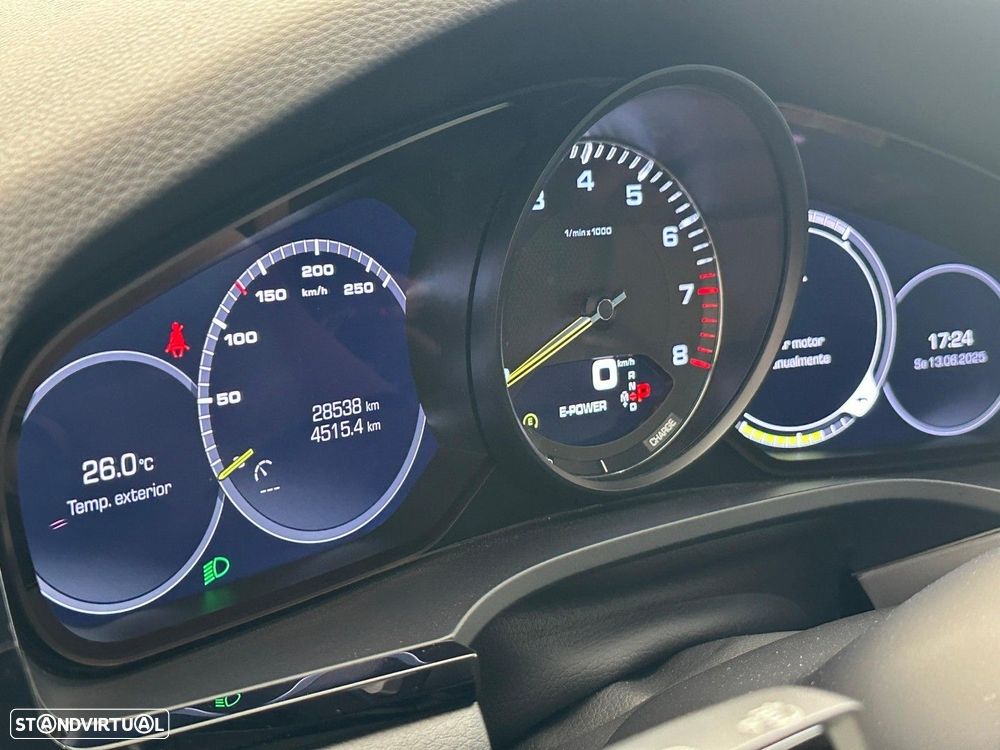 Porsche Cayenne Coupé E-Hybrid - 21