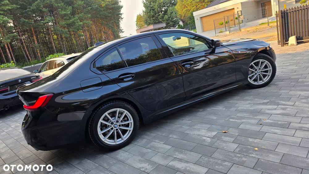 BMW Seria 3 330i xDrive M Sport sport - 11