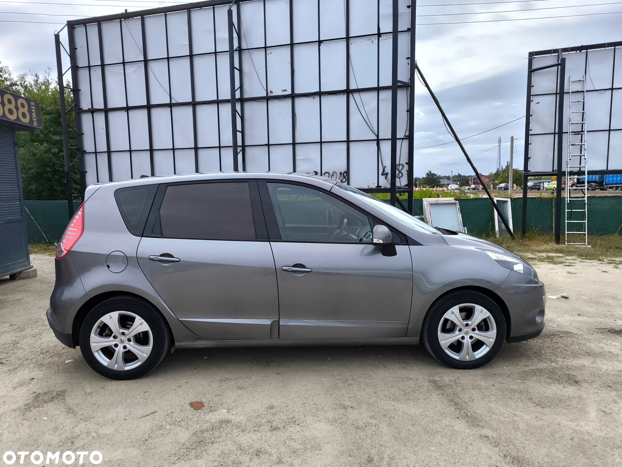Renault Scenic 1.6 16V Tech Run - 5