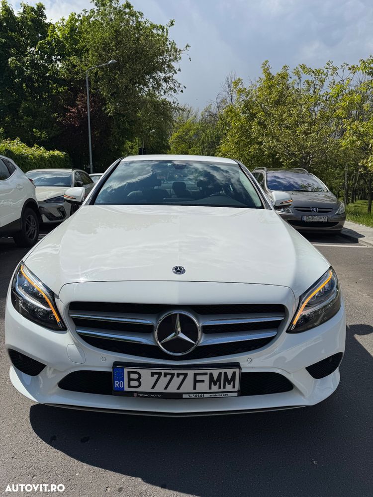 Mercedes-Benz C - 8