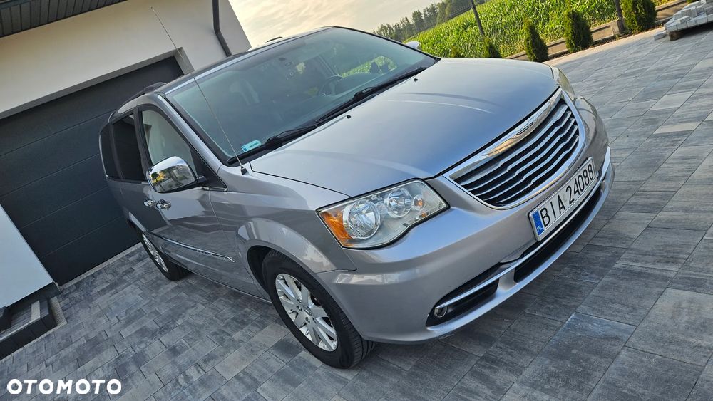 Chrysler Town & Country 3.6 Touring - 3